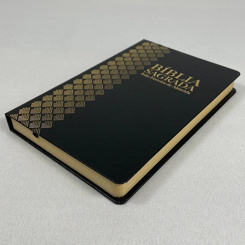 Bíblia Sagrada Rc Slim Letra Média Capa Dura Preta Com Borda Creme