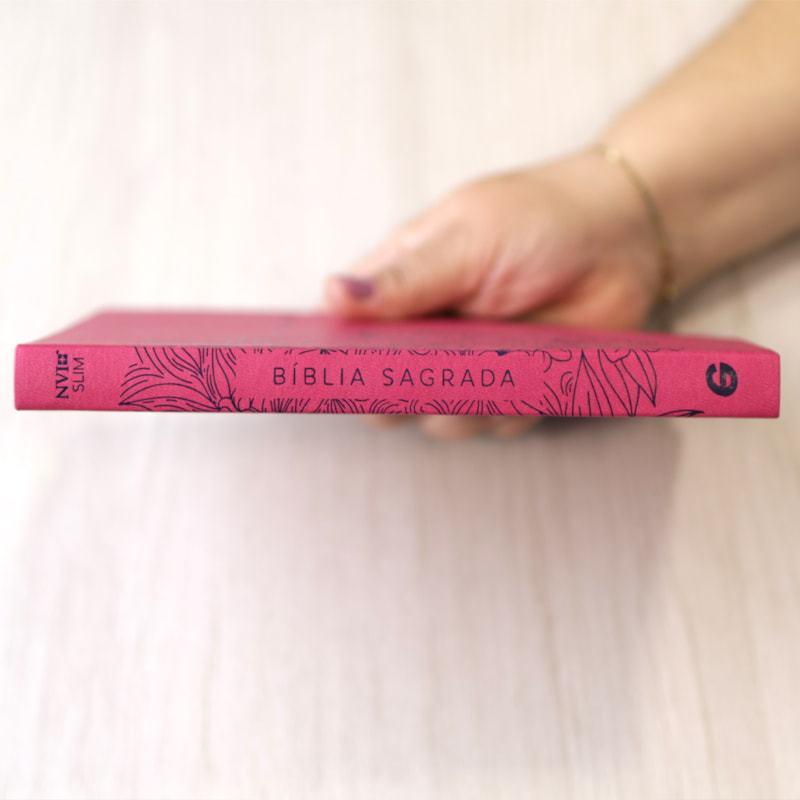 Bíblia Sagrada Slim Nvi Letra Maior Capa Luxo Nude