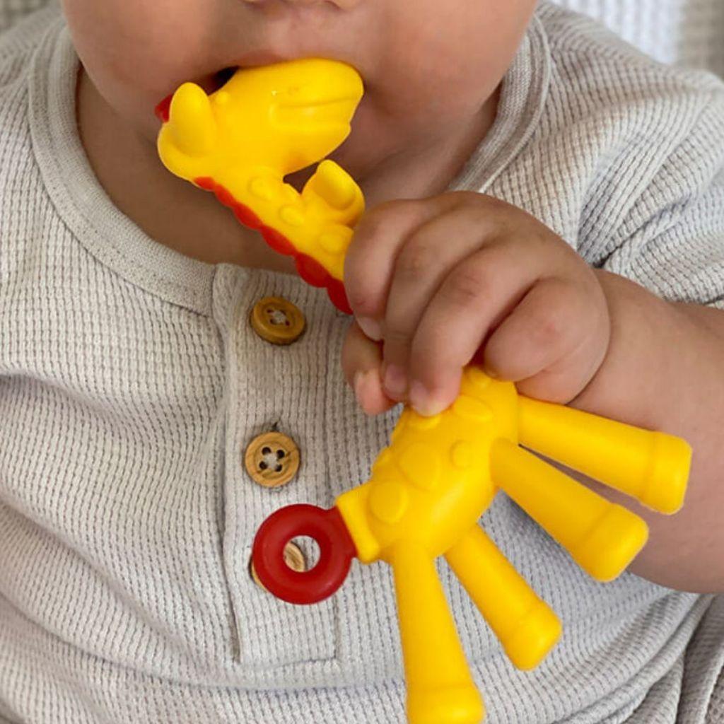 Mordedor Silicone Escovinha Dentição Banana E Girafa Brinquedos Massageador Animais