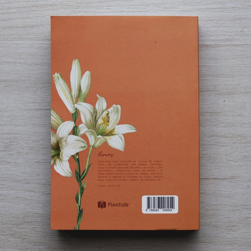 Bíblia Sagrada Lírios Laranja Naa Letra Normal Capa Ilustrada