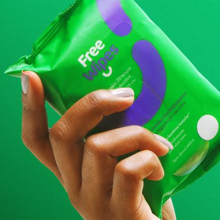 Lenço Umedecido Antisséptico Free Wipes Limpeza E Hidratação Aloe Vera