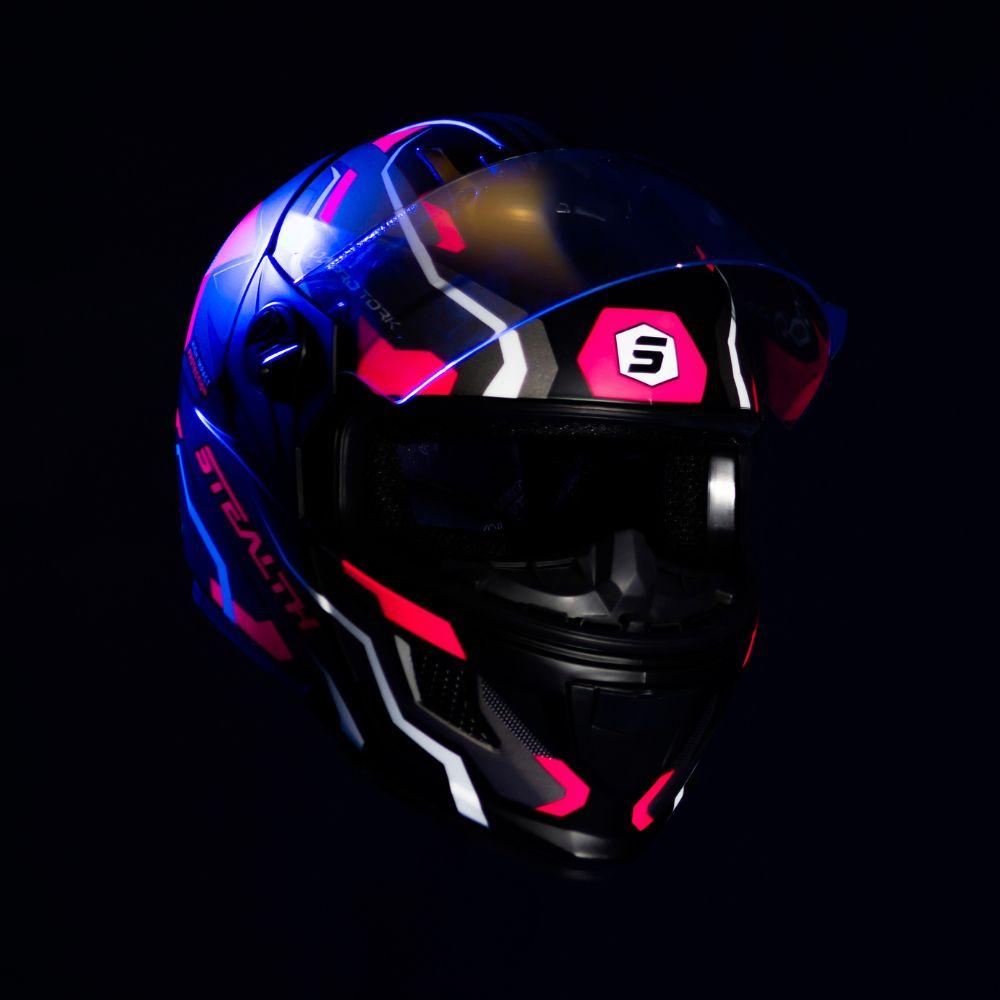Capacete PRO Tork Stealth Hawk Moto Moderno E Brilhante