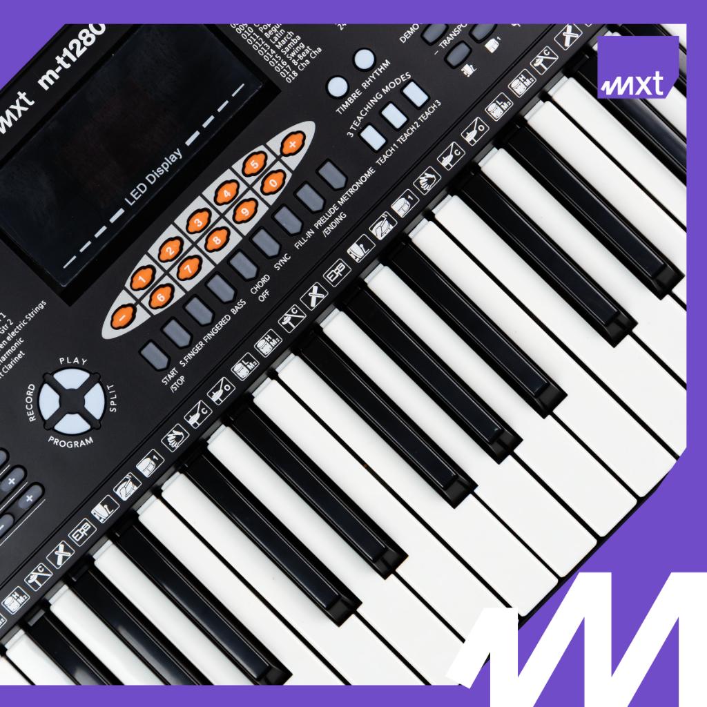 Teclado Musical Mxt T1280 61 Teclas 300 Timbres 300 Ritmos Display LED Gravação Aprendizagem E Tecla Função Sustain