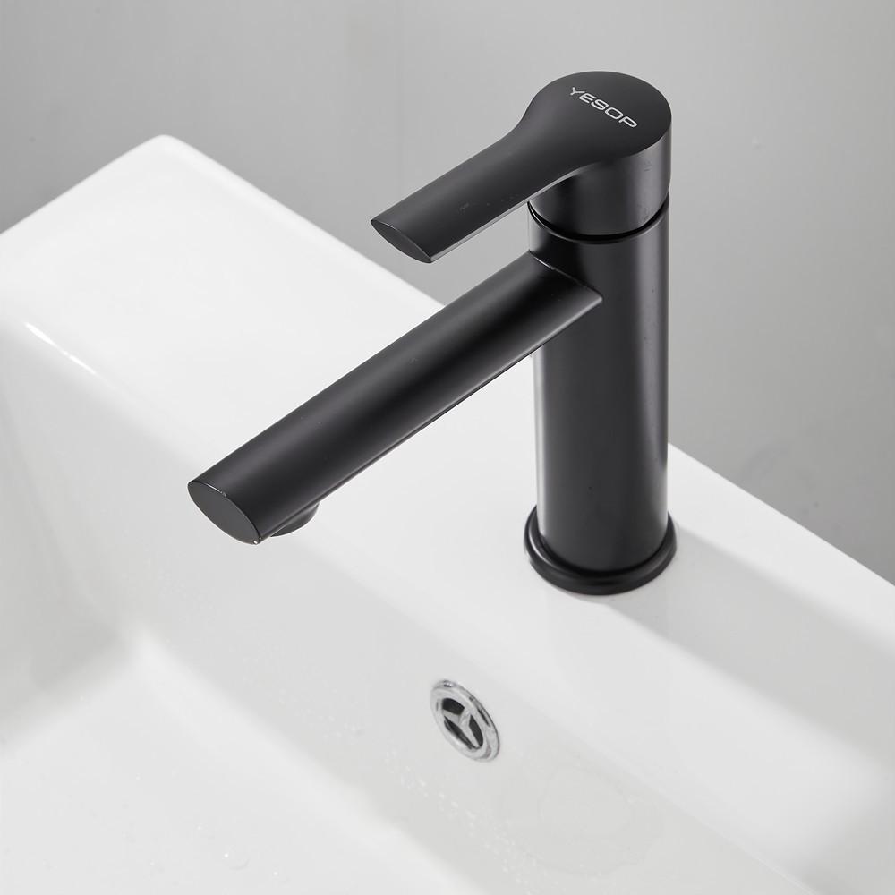 Torneira Monocomando Bica Alta Banheiro Quente E Frio Dourada/cromada/preto Yesop