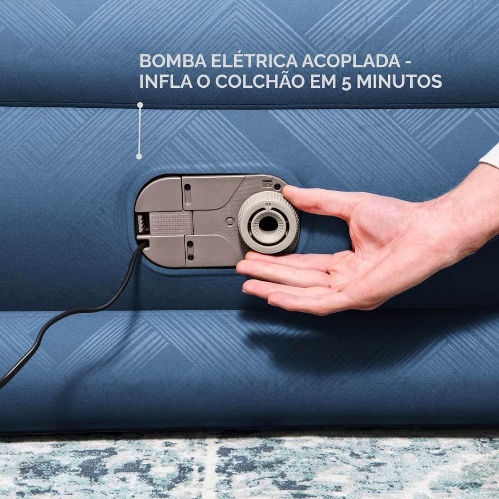 Colchão Inflável Aveludado Casal Queen Bomba Embutida 220V Fortech Elétrico Alto 46cm X 203cm X 152cm Bestway