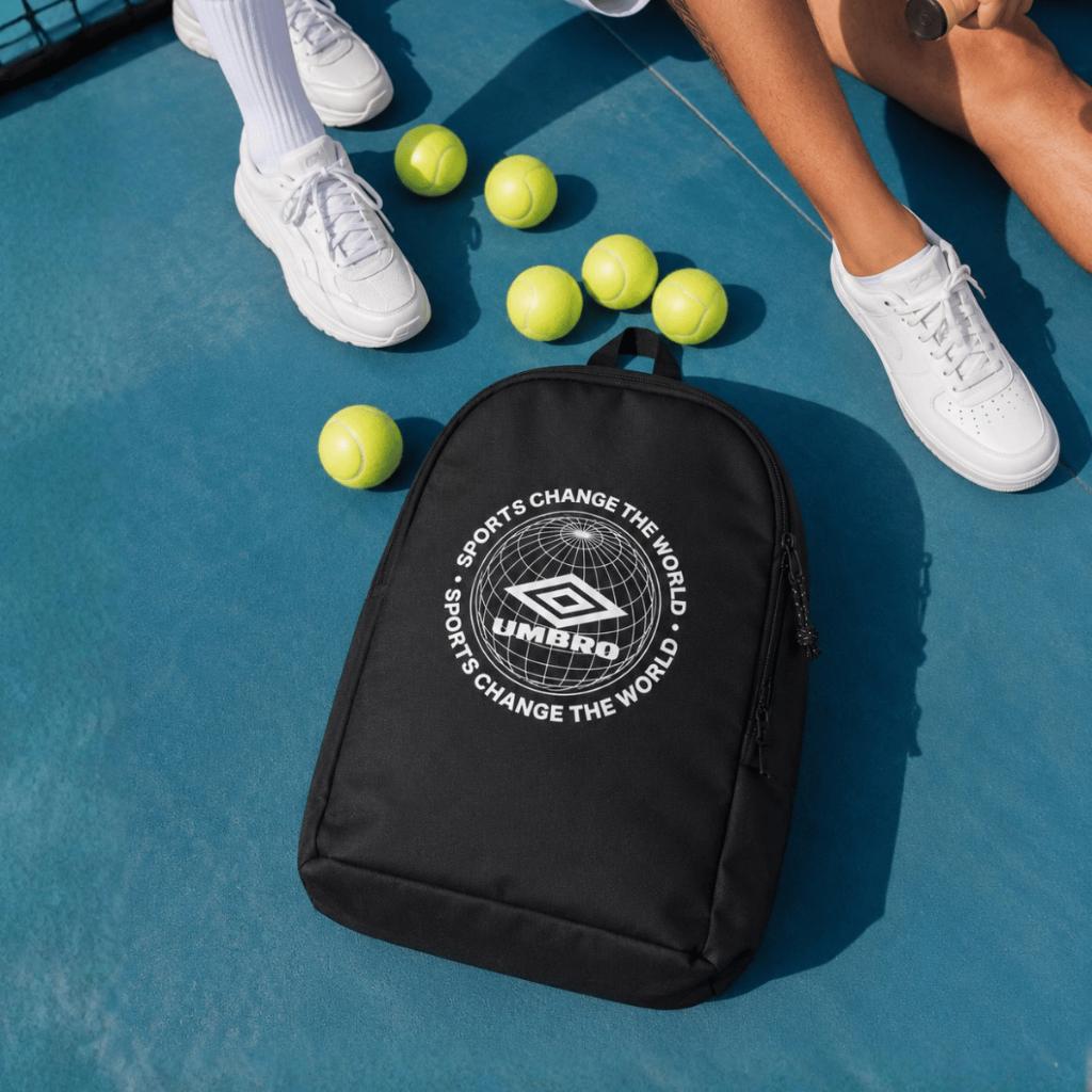 Mochila Umbro Change The World Preta Uso Diário Leve Esportiva Futebol Academia Treino Original