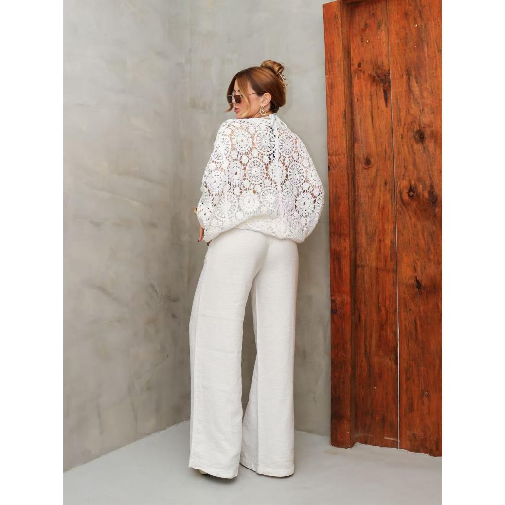 Blusa Feminina Saída De Praia Crochê Vazado Manga Longa Com Botões Moda Verão