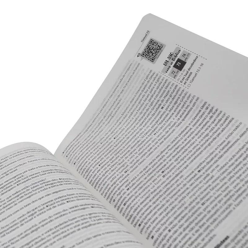 Bíblia Sagrada You Version Ntlh Letra Normal Com Adesivos Capa Dura Branca