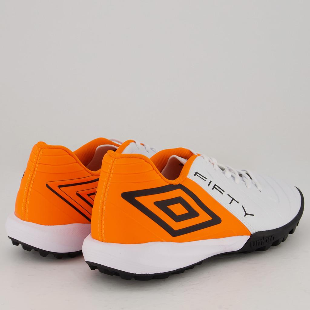 Chuteira Umbro Fifty Vi Society Branca E Laranja