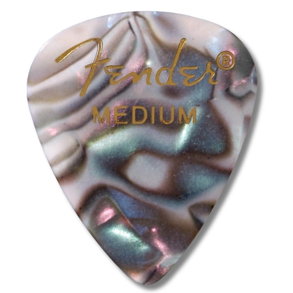 Kit Com 12 Palhetas Fender Medium Celuloide Picks 351 Shape
