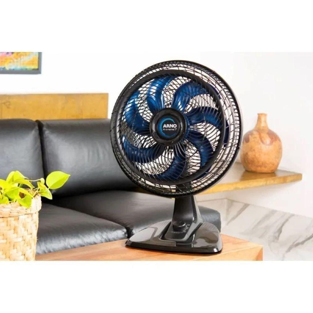 Ventilador De Mesa Arno VE70 X-treme 40CM 7 Pás Preto E Azul 127V