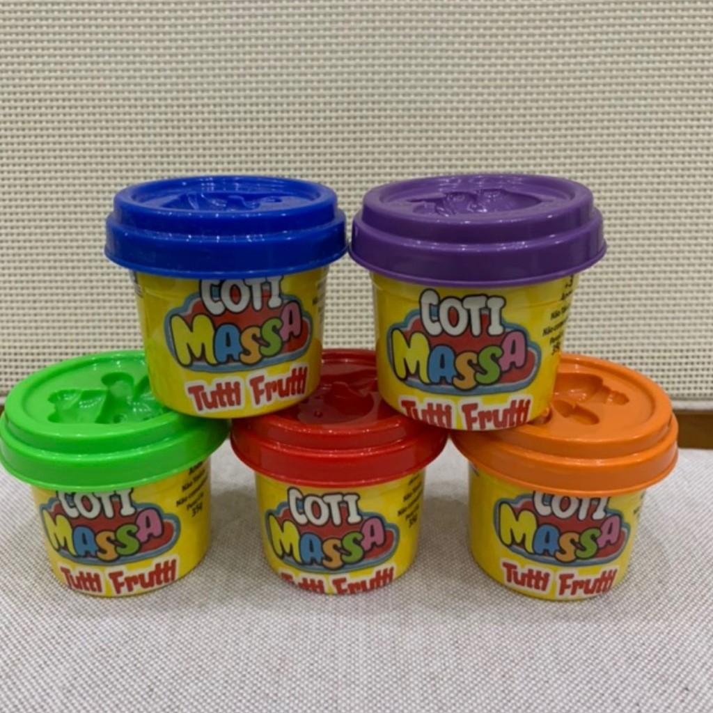 Brinquedo Massinha Coti Massa Tutti Frutti Kit Festa Com 5 Potes Com Molde Na Tampa Cotiplás