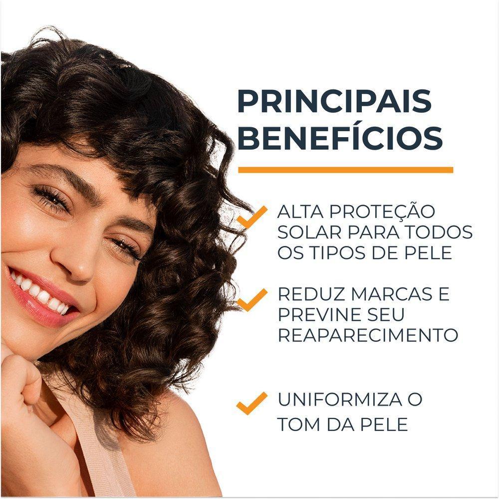 Protetor Solar Facial Eucerin Sun Pigment Control Tom Médio FPS 70 50ml