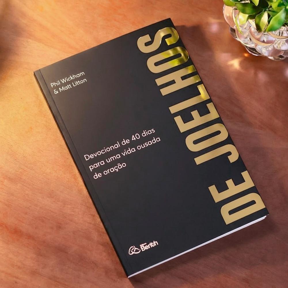 Devocional De Joelhos Phil Wickham E Matt Litton