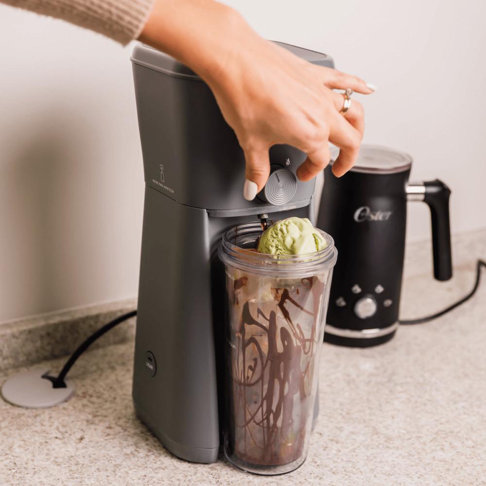 Cafeteira 2 Em 1 Iced Coffee Oster 600ml