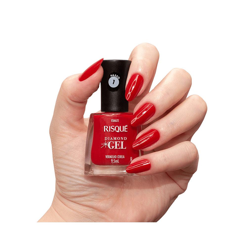 Esmalte Risqué Diamond Gel Vermelho Cereja Cremoso