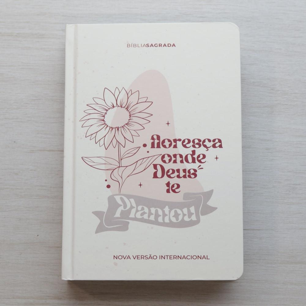 Kit Bíblia Sagrada Floresça Bíblia Sagrada Lírios Capa Dura Rosa