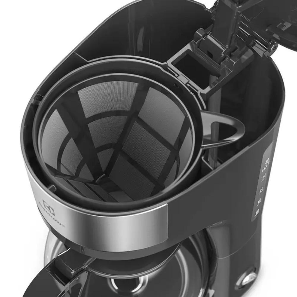 Cafeteira Elétrica Ecm20 30 Xícaras Efficient Função Manter Aquecido Cor Inox Preta Electrolux