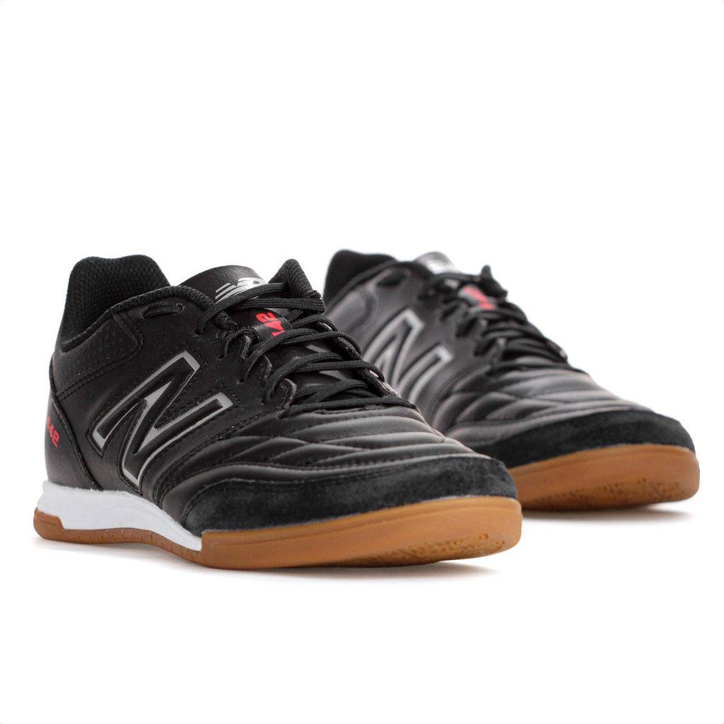 Chuteira New Balance Futsal 442 V2 Team In Preto Prata E Vermelho - Masculino