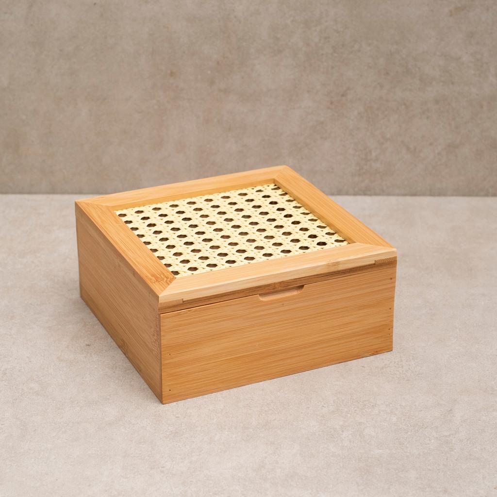 Caixa Decorativa Palha Indiana E Bambu 4 Nichos - Oikos