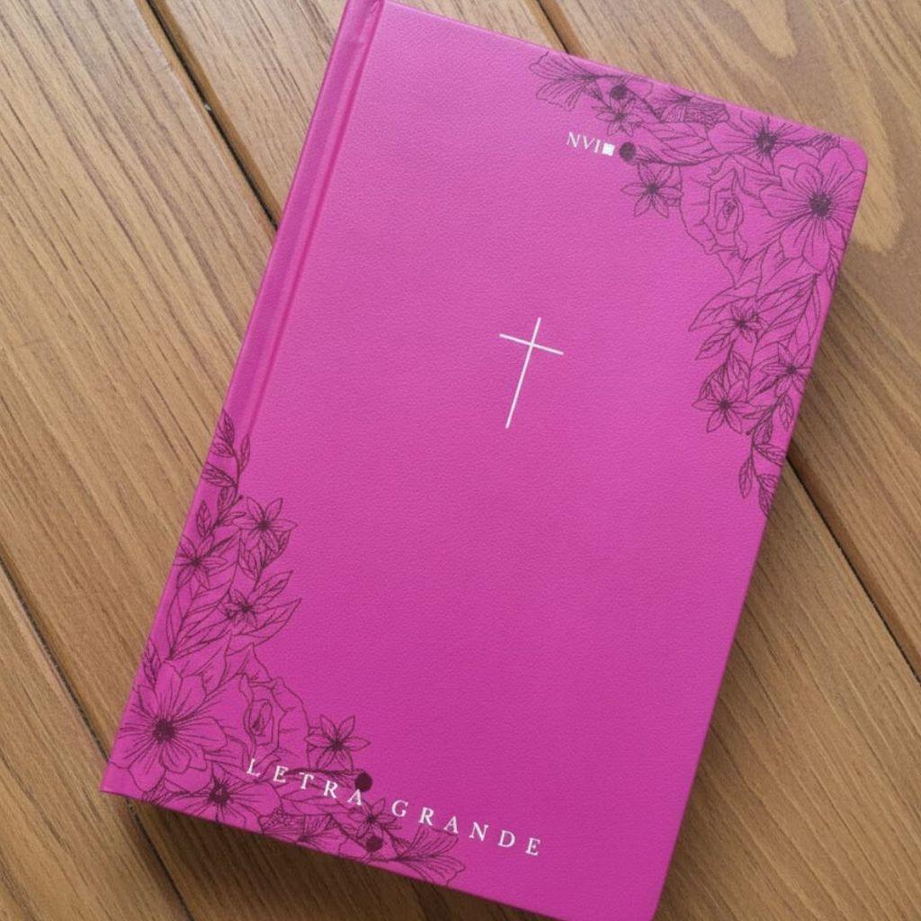 Bíblia Sagrada Letra Grande Nvi Capa Dura Cruz Rosa